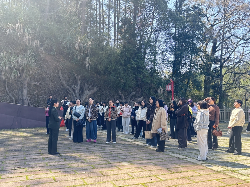 市直机关党员妇女干部持续推动“四领一促”工作示范培训班